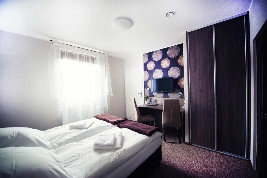 Hotel Makara Kattowitz Zimmer foto